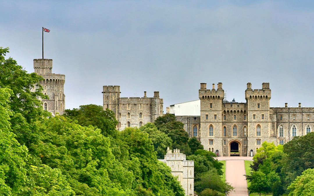 Windsor Castle - photo credit Simon Hurry on Unsplash